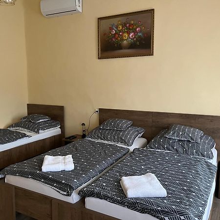Helga Apartman Мако Экстерьер фото
