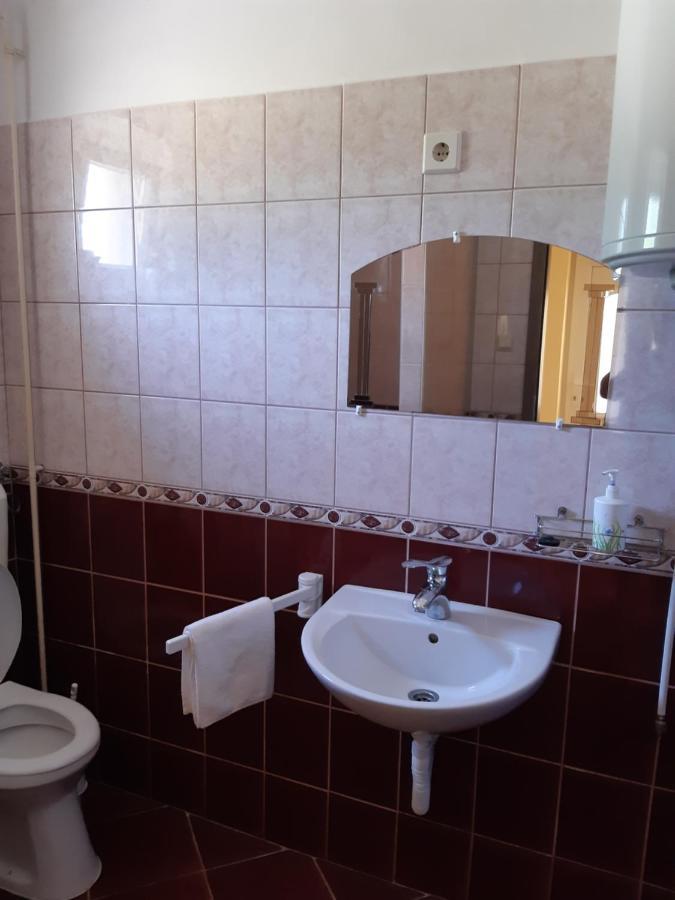 Helga Apartman Мако Экстерьер фото