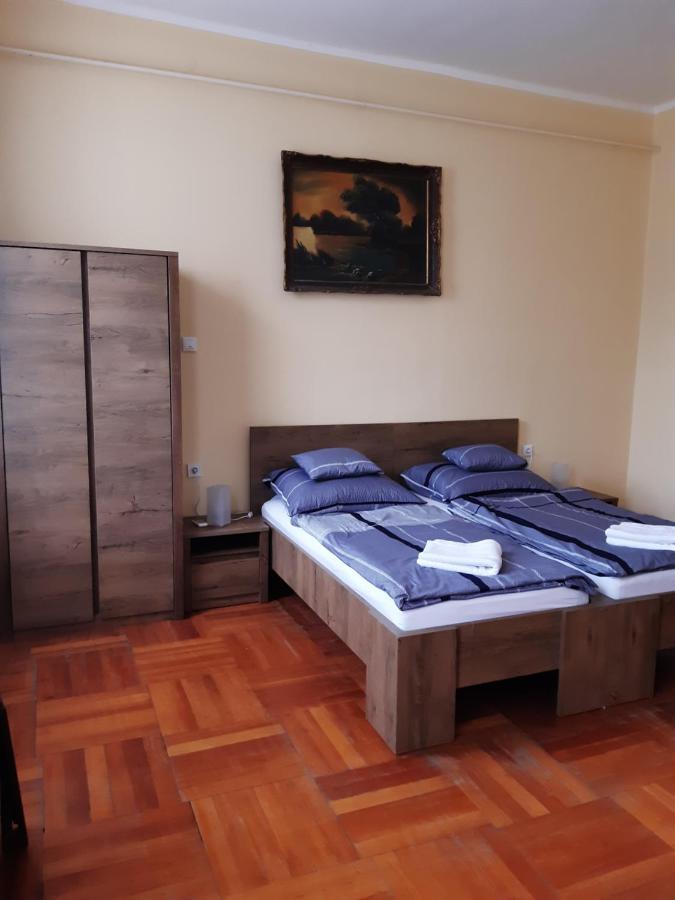 Helga Apartman Мако Экстерьер фото