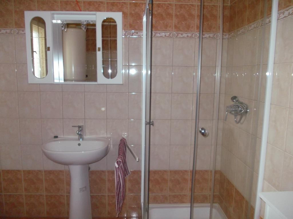 Helga Apartman Мако Номер фото